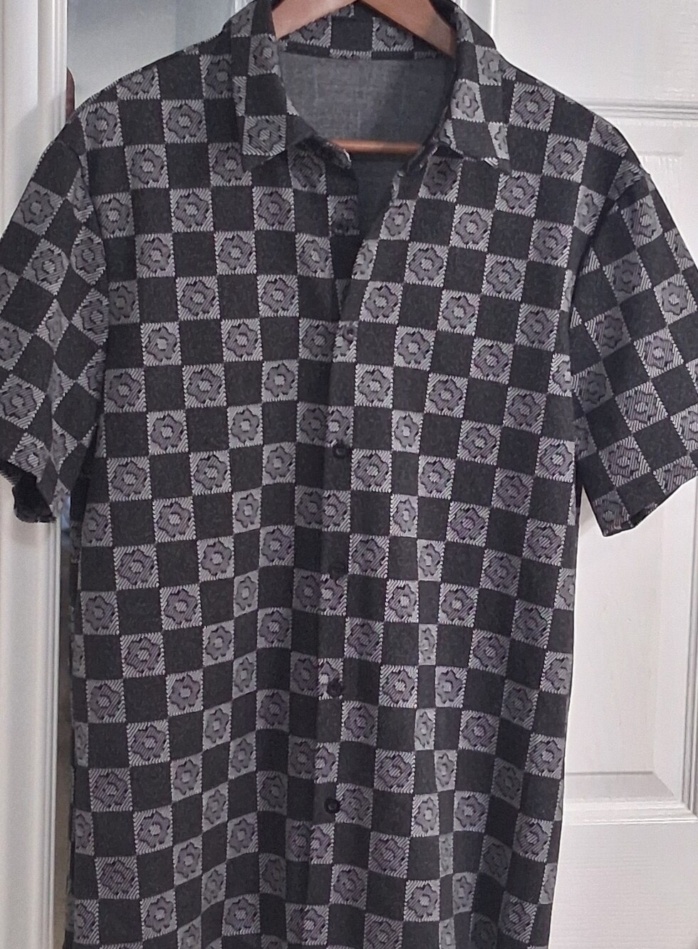 NEW Manfinity Men's Short Sleeve Shirt    Size L